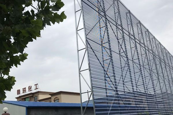 魯恒化工防風抑塵網安裝外景